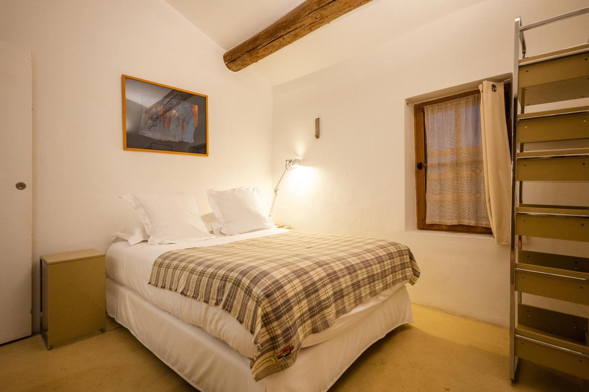 Le Galinier Lourmarin, A Beaumier Guesthouse Номер фото