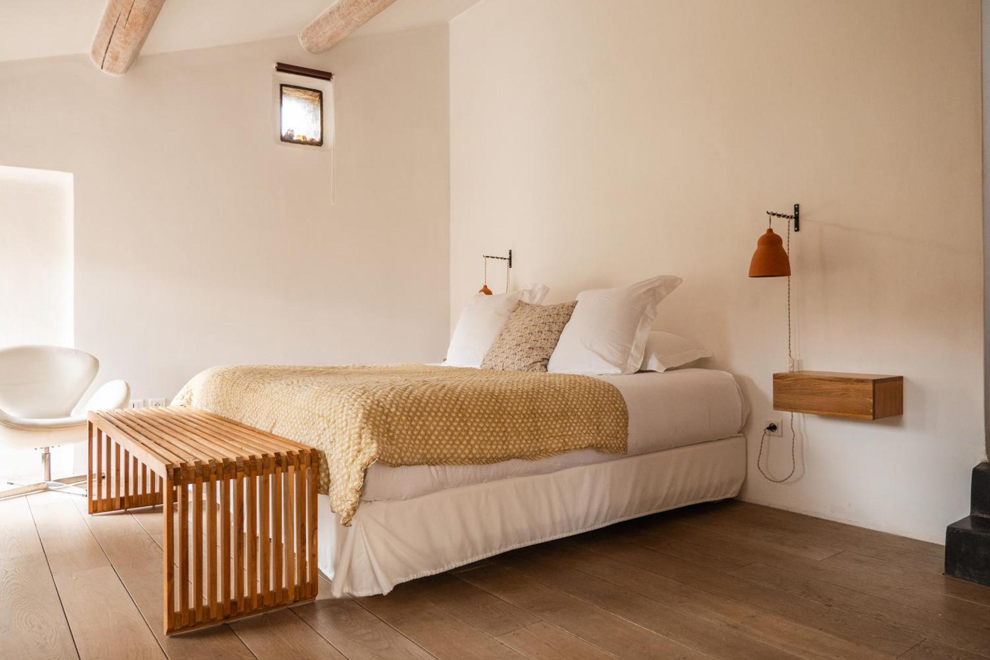 Le Galinier Lourmarin, A Beaumier Guesthouse Номер фото