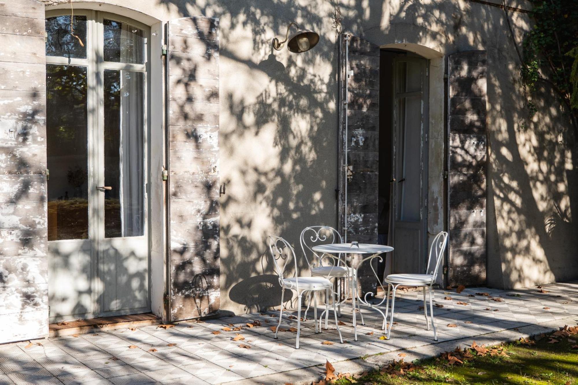 Le Galinier Lourmarin, A Beaumier Guesthouse Номер фото